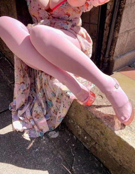Nacktes geleaktes OnlyFans-Foto von Loveitwithlynsey