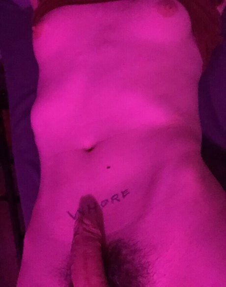 Nacktes geleaktes OnlyFans-Foto von Autoautophilia