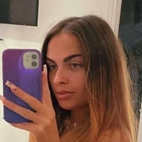 Nacktes geleaktes OnlyFans-Foto von Babychino