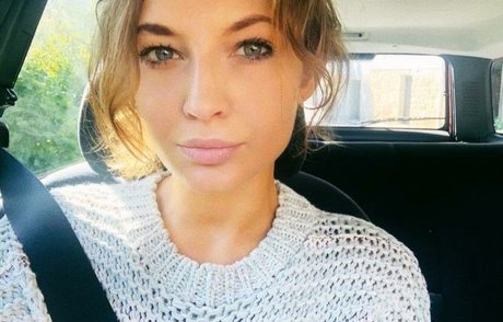 Nacktes geleaktes OnlyFans-Foto von Lollipopfields