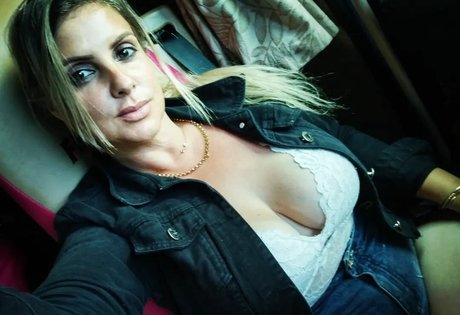 Nacktes geleaktes OnlyFans-Foto von Felinacris