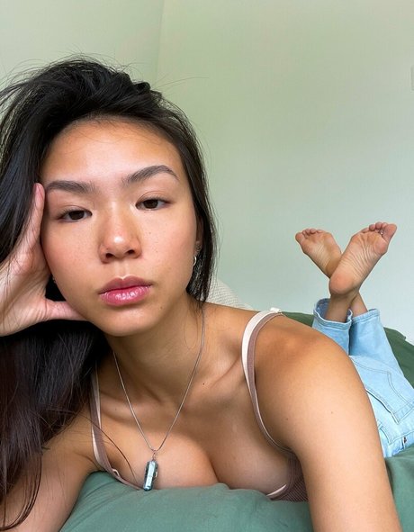 Nacktes geleaktes OnlyFans-Foto von Cyberbullygigi