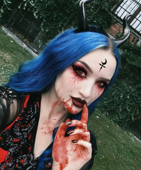 Nacktes geleaktes OnlyFans-Foto von Blueastrid