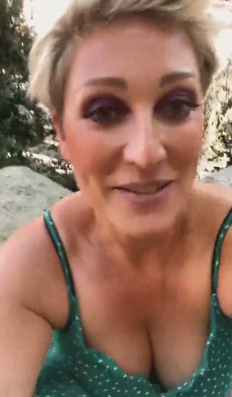 Nacktes geleaktes OnlyFans-Foto von Becky Mantin