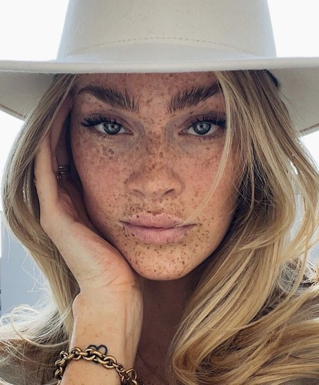 Nacktes geleaktes OnlyFans-Foto von Swantje Paulina