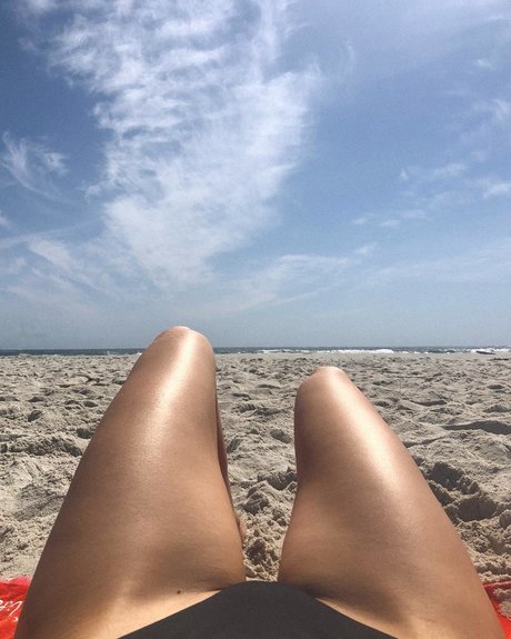 Nacktes geleaktes OnlyFans-Foto von Jeanni Mulder