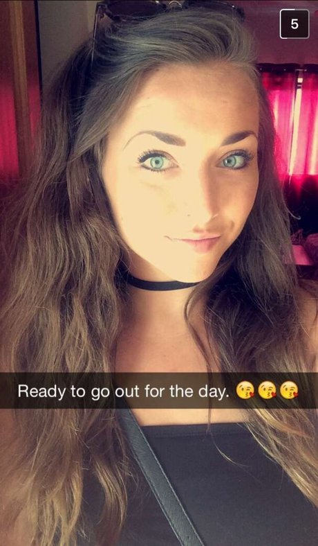 Nacktes geleaktes OnlyFans-Foto von Charis Lister