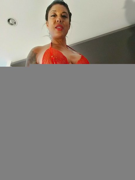 Nacktes geleaktes OnlyFans-Foto von Sarah The Invader