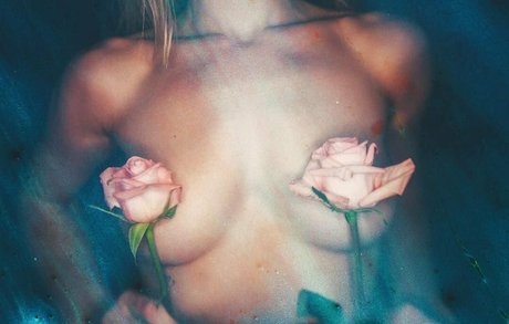 Nacktes geleaktes OnlyFans-Foto von Olesya Rulin