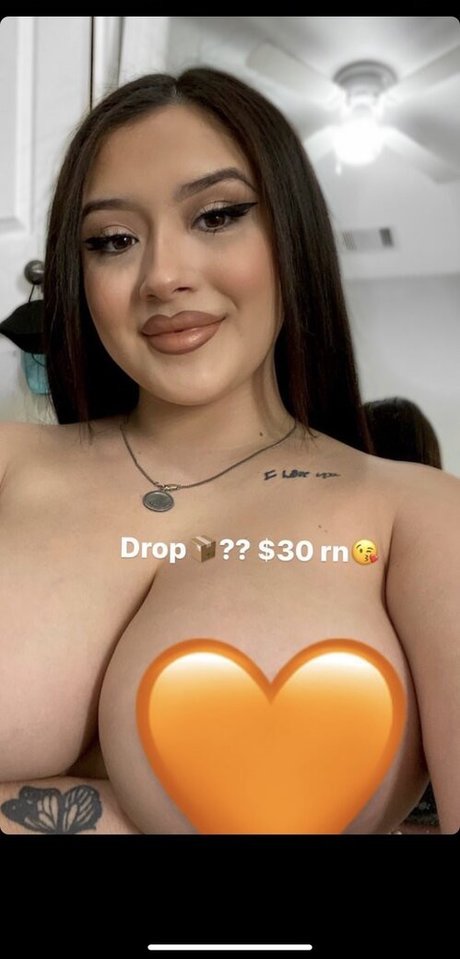 Nacktes geleaktes OnlyFans-Foto von Thyluvlupeeee