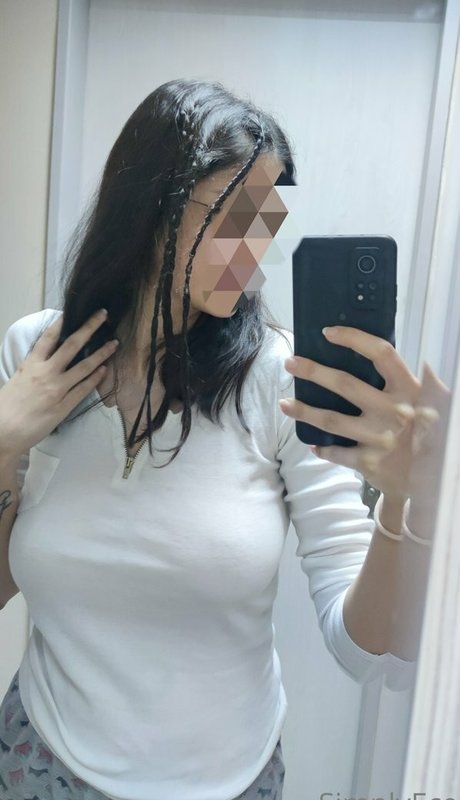 Nacktes geleaktes OnlyFans-Foto von Eceturkishangel