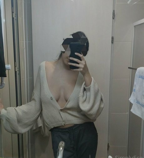 Nacktes geleaktes OnlyFans-Foto von Eceturkishangel