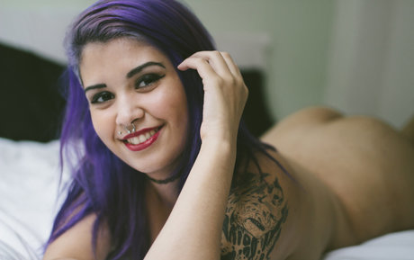 Nacktes geleaktes OnlyFans-Foto von Lorry Suicide