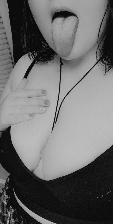 Nacktes geleaktes OnlyFans-Foto von Lewd Nico
