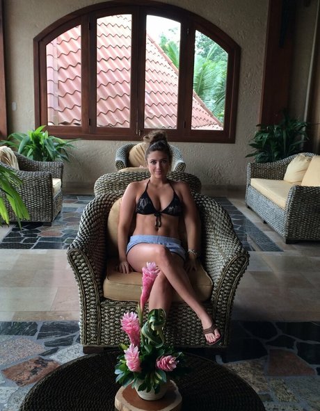 Lauren Bedford Russell