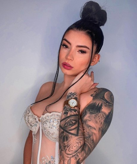 Nacktes geleaktes OnlyFans-Foto von Alison Estrada