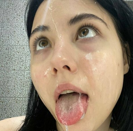 Cheryl_thicc_blossom