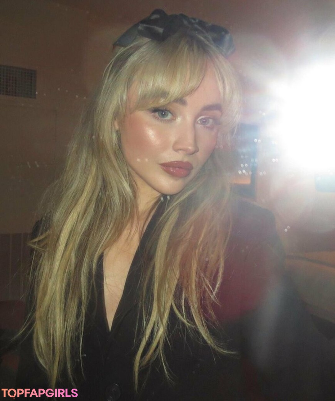 Nacktes geleaktes OnlyFans-Foto von Sabrina Carpenter #1023