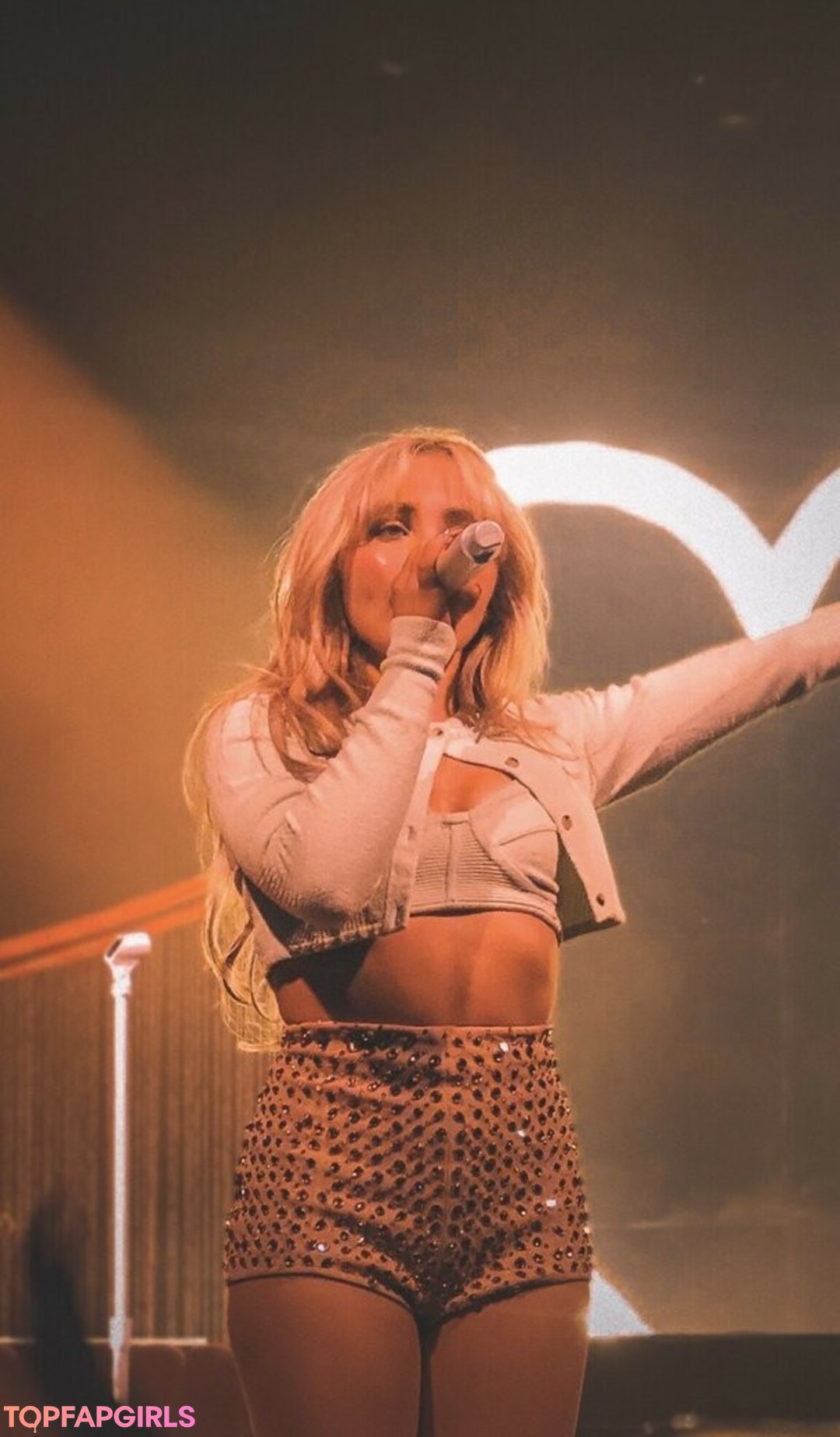 Nacktes geleaktes OnlyFans-Foto von Sabrina Carpenter #1201