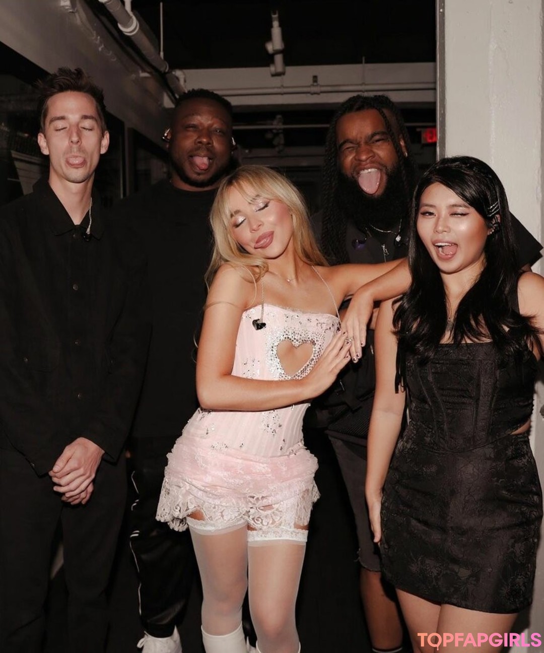 Nacktes geleaktes OnlyFans-Foto von Sabrina Carpenter #1253