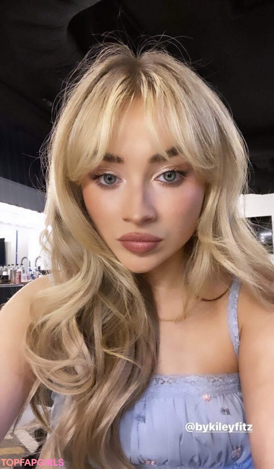Nacktes geleaktes OnlyFans-Foto von Sabrina Carpenter #1294