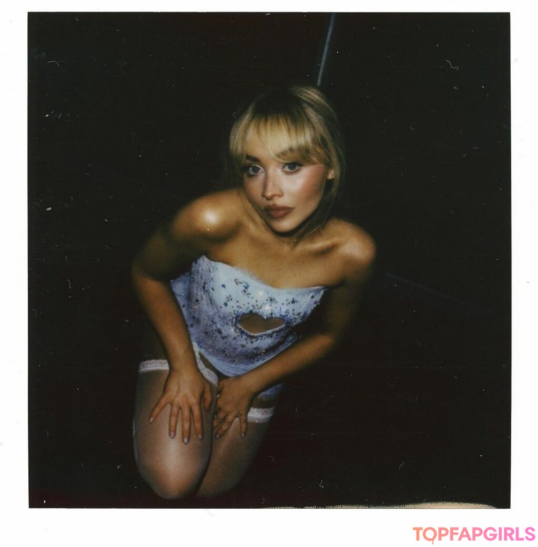 Nacktes geleaktes OnlyFans-Foto von Sabrina Carpenter #1613