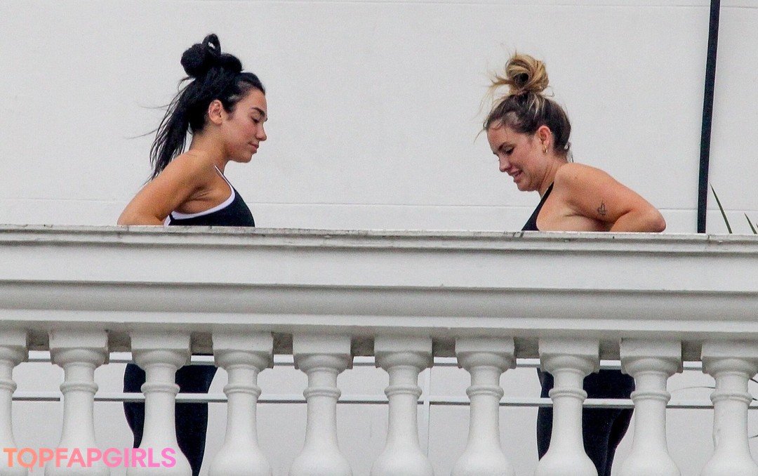 Nacktes geleaktes OnlyFans-Foto von Dua Lipa #1324