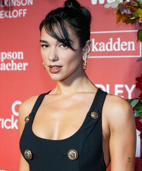 Dua Lipa