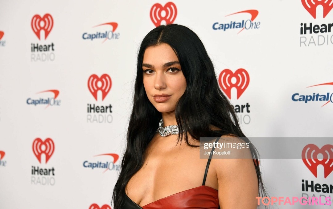 Nacktes geleaktes OnlyFans-Foto von Dua Lipa #1586
