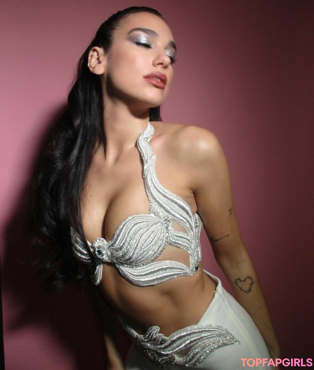 Nacktes geleaktes OnlyFans-Foto von Dua Lipa #1645