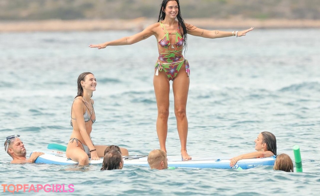 Nacktes geleaktes OnlyFans-Foto von Dua Lipa #1812