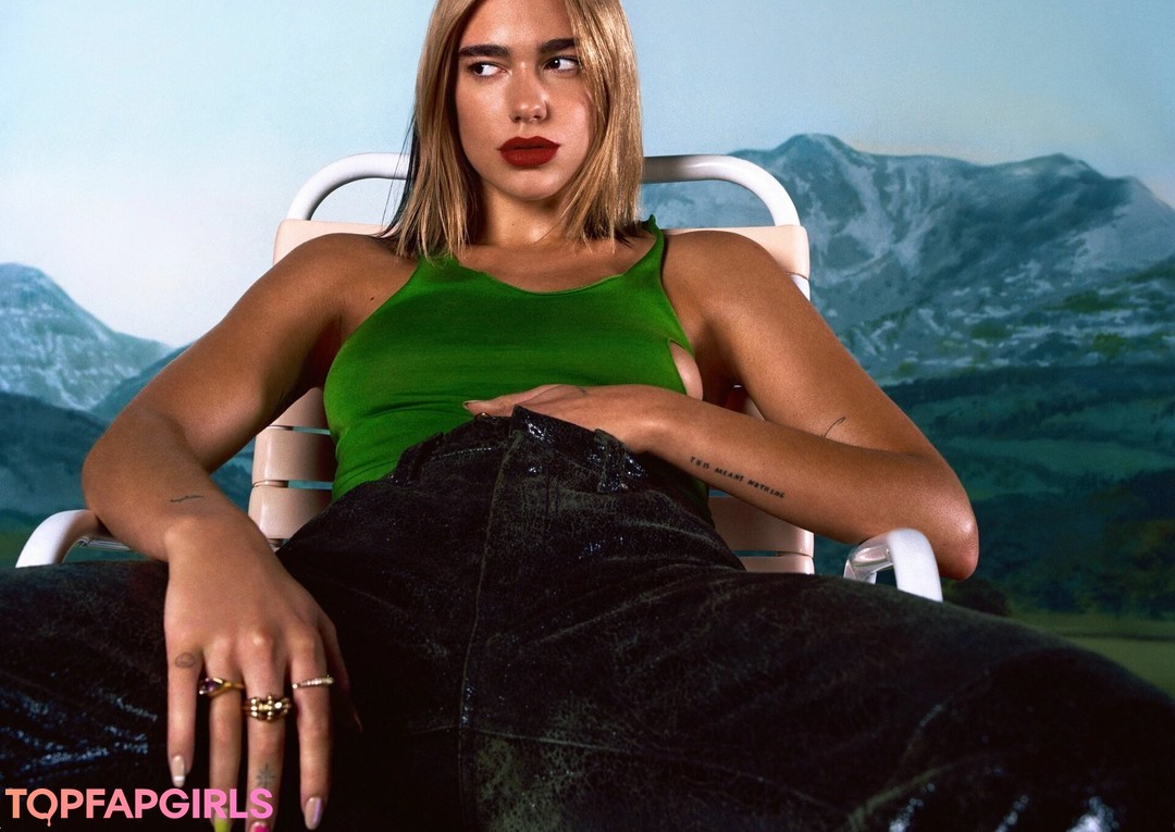 Nacktes geleaktes OnlyFans-Foto von Dua Lipa #1820