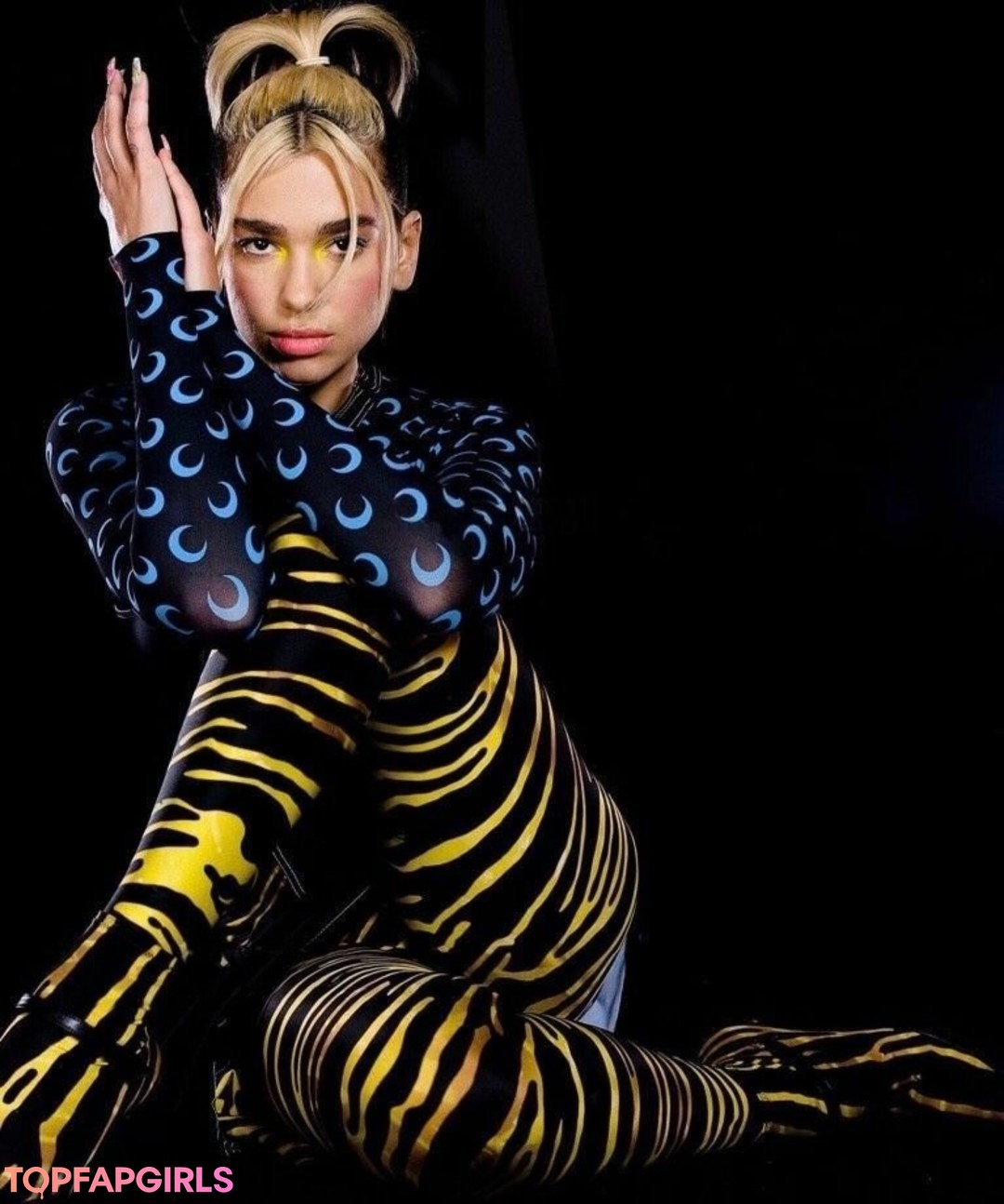 Nacktes geleaktes OnlyFans-Foto von Dua Lipa #1899