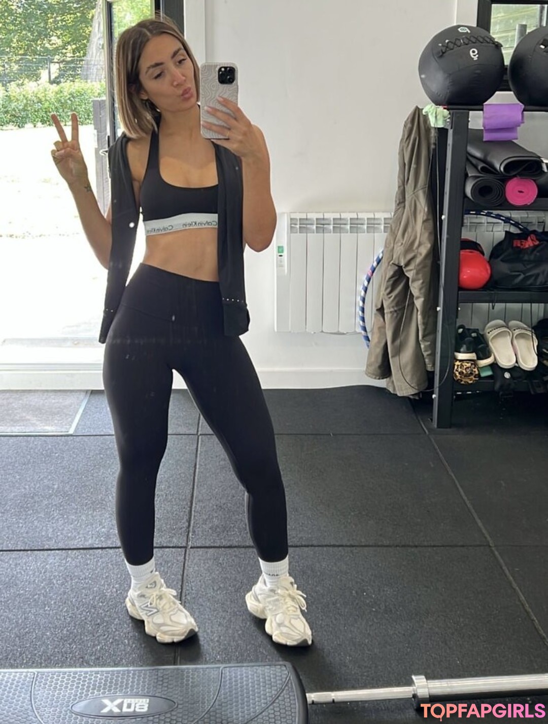 Nacktes geleaktes OnlyFans-Foto von Frankie Bridge #1545