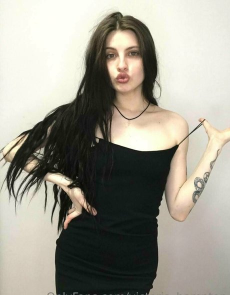 Nacktes geleaktes OnlyFans-Foto von Victoriahampton