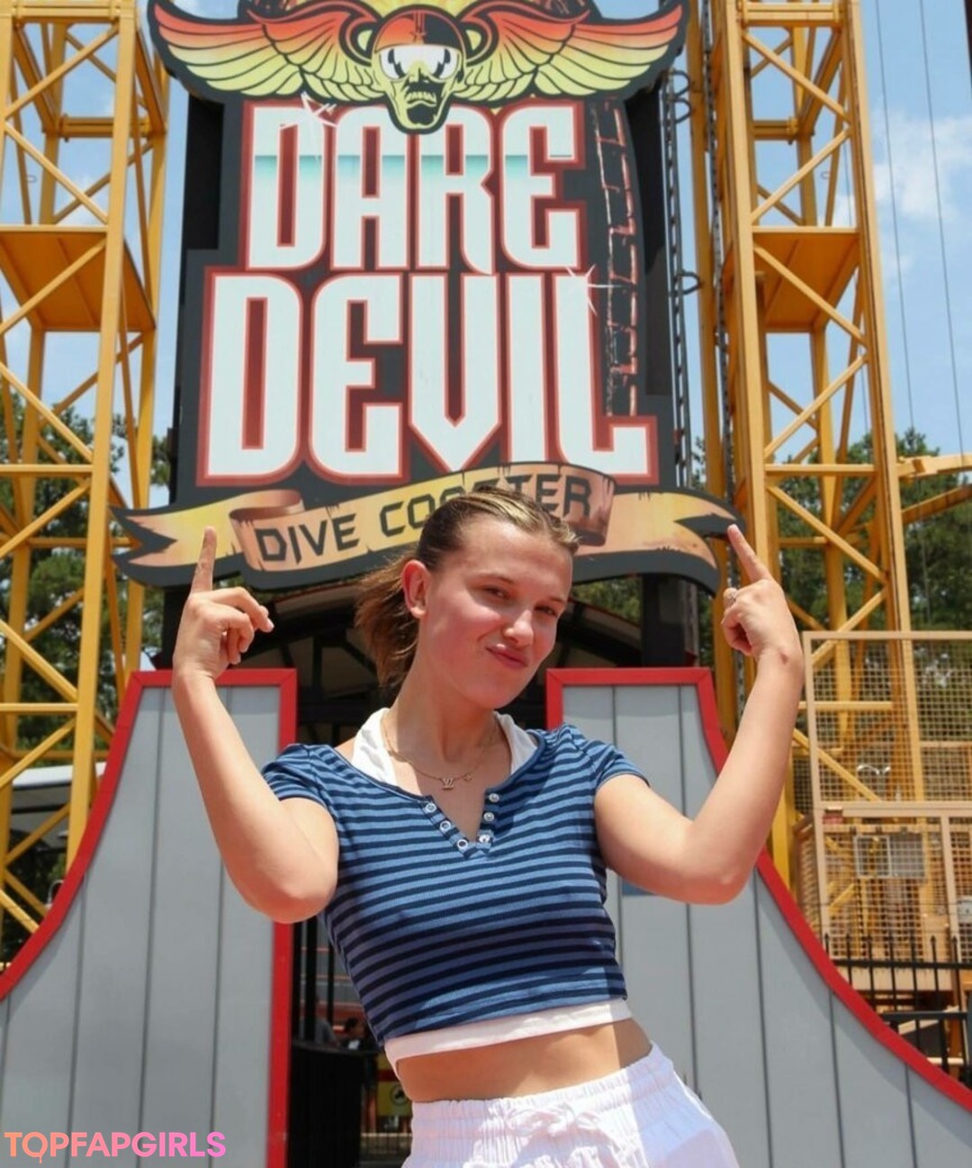 Nacktes geleaktes OnlyFans-Foto von Millie Bobby Brown #1230