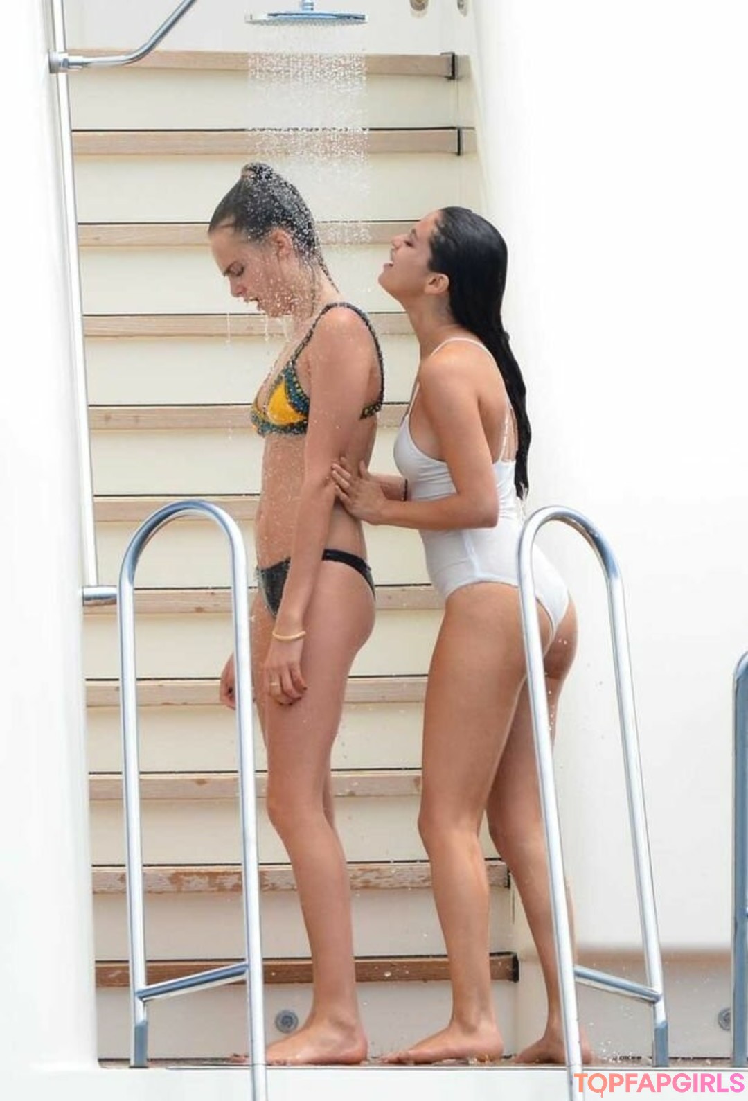 Nacktes geleaktes OnlyFans-Foto von Selena Gomez #1586