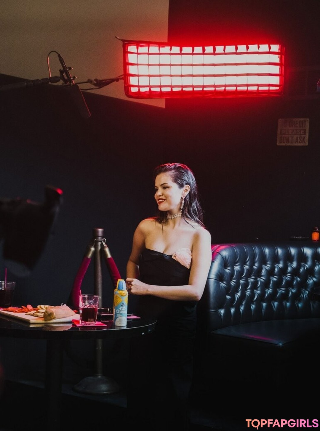 Nacktes geleaktes OnlyFans-Foto von Selena Gomez #1784