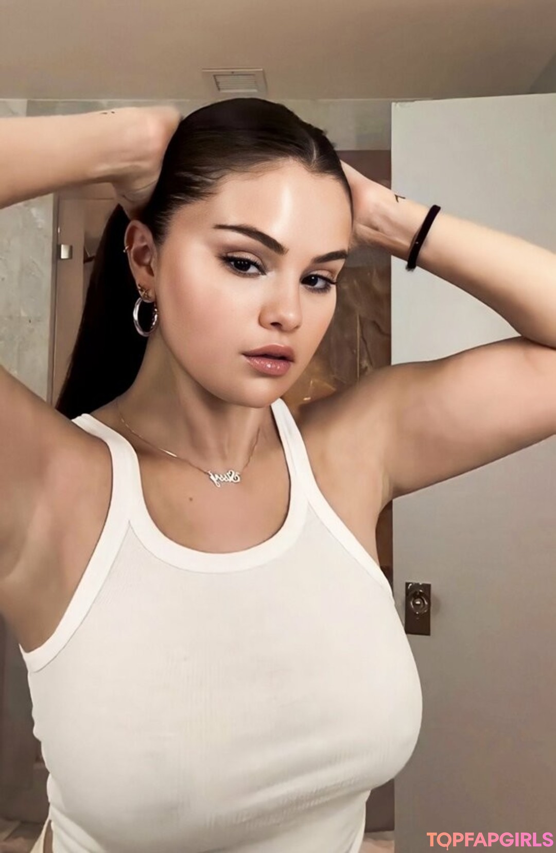 Nacktes geleaktes OnlyFans-Foto von Selena Gomez #1795