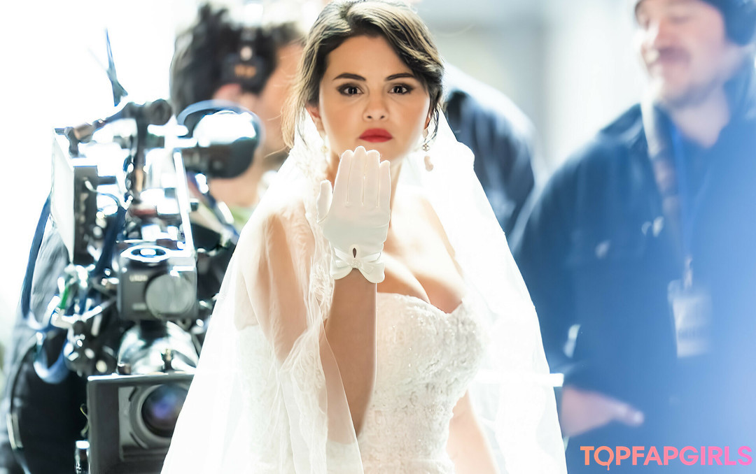 Nacktes geleaktes OnlyFans-Foto von Selena Gomez #1928