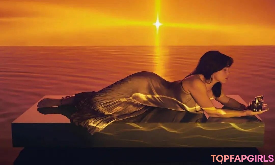 Nacktes geleaktes OnlyFans-Foto von Billie Eilish #1032