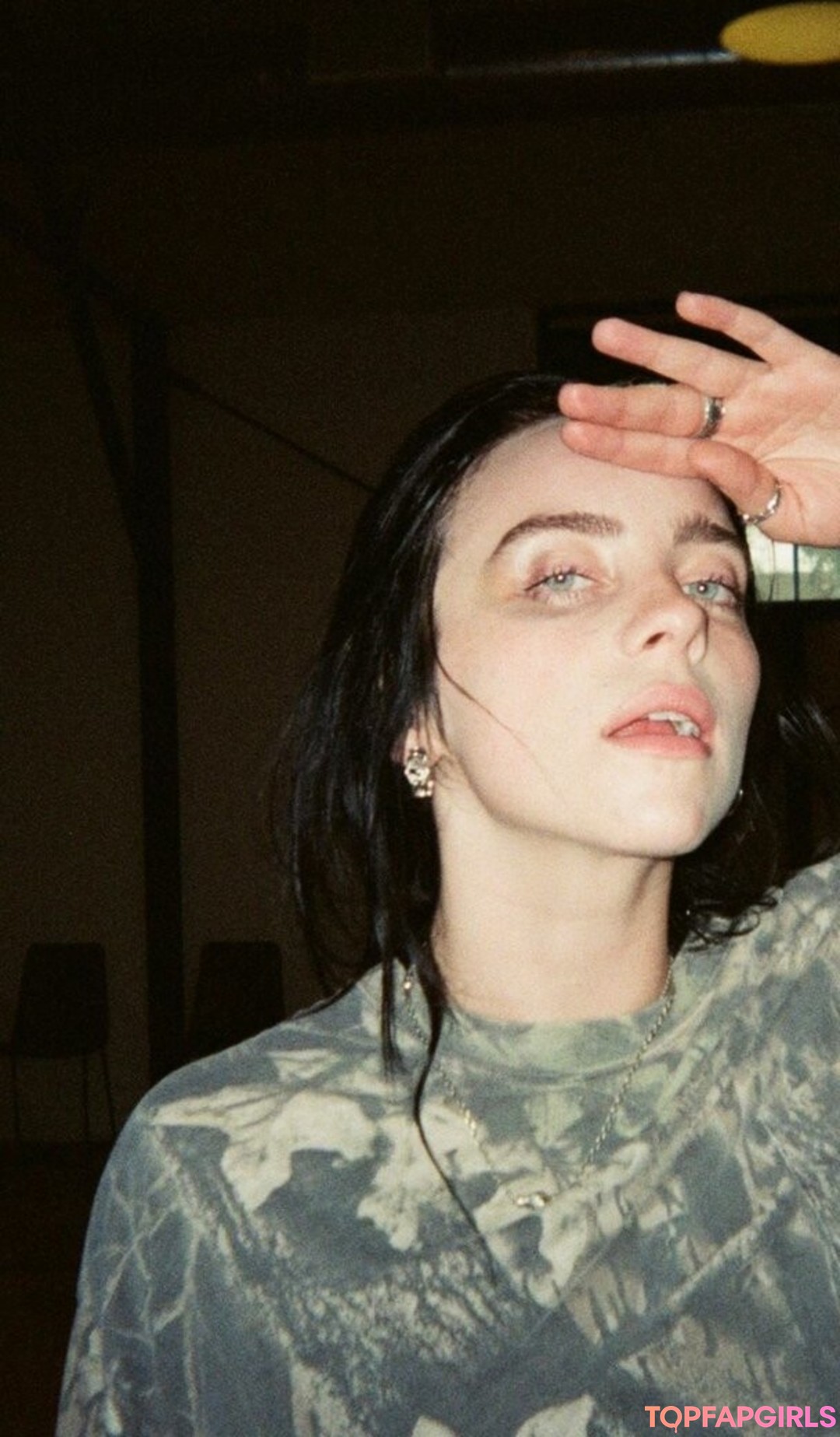 Nacktes geleaktes OnlyFans-Foto von Billie Eilish #1201
