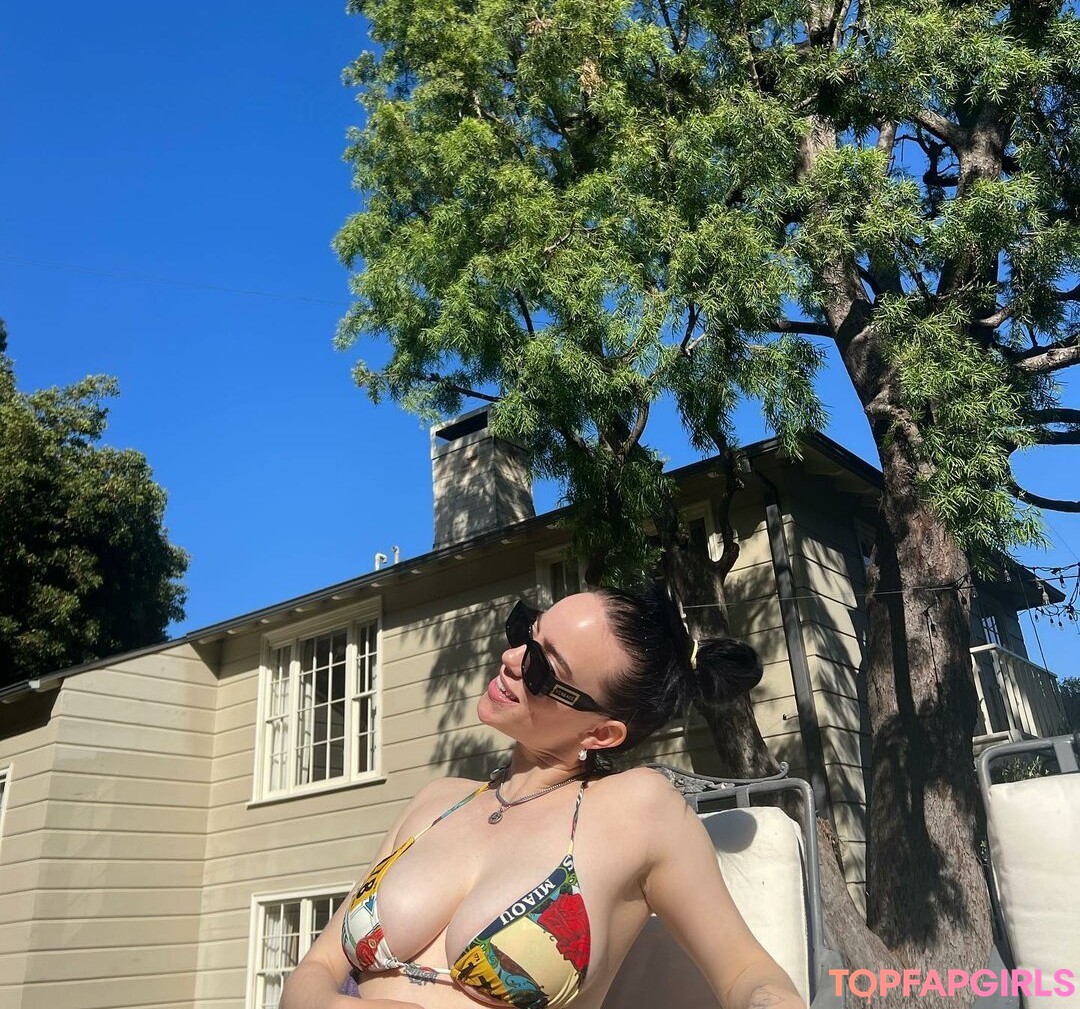 Nacktes geleaktes OnlyFans-Foto von Billie Eilish #1228