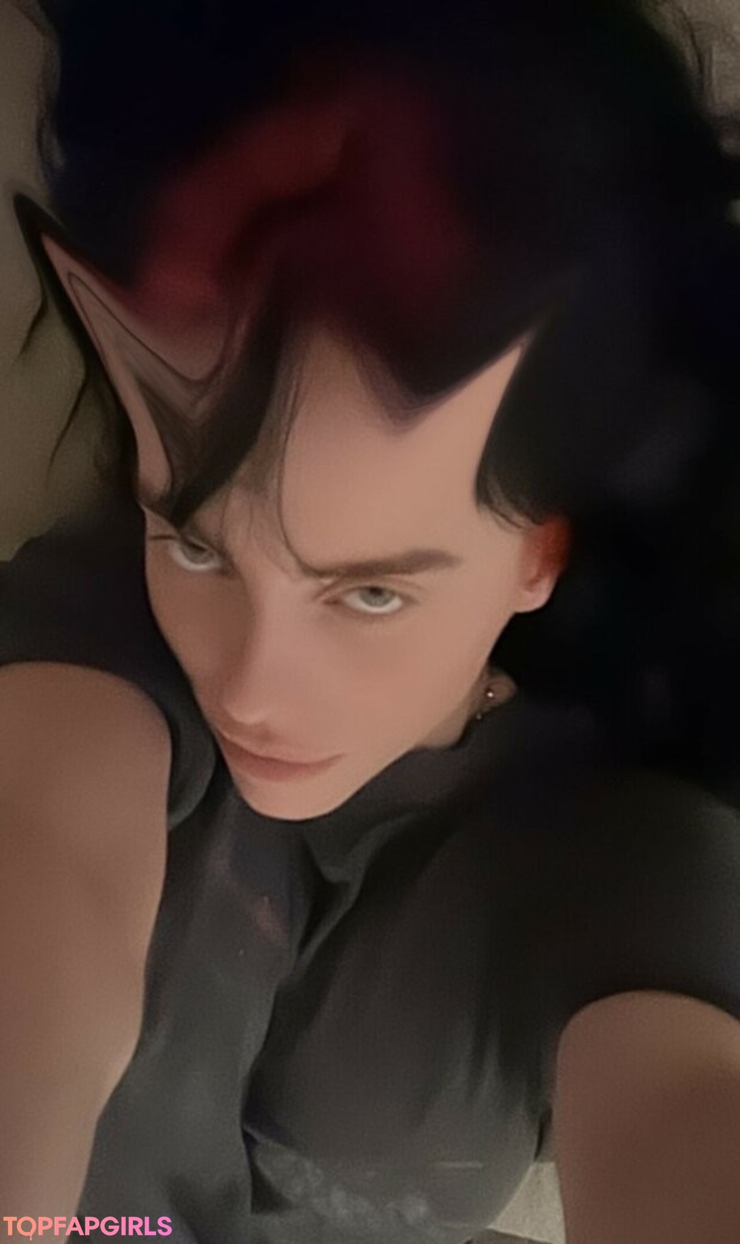Nacktes geleaktes OnlyFans-Foto von Billie Eilish #1436