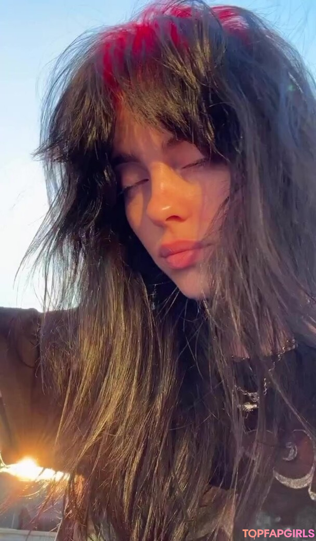 Nacktes geleaktes OnlyFans-Foto von Billie Eilish #1615