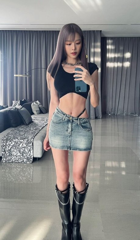 Nacktes geleaktes OnlyFans-Foto von Cathrynli
