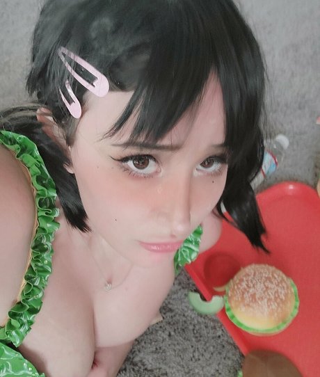 Nacktes geleaktes OnlyFans-Foto von Yureta