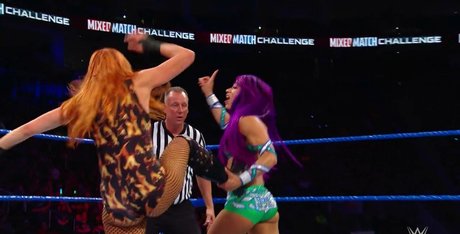 Nacktes geleaktes OnlyFans-Foto von Becky Lynch