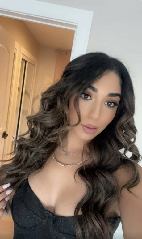 Nacktes geleaktes OnlyFans-Foto von Mary Noura
