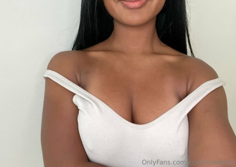 Nacktes geleaktes OnlyFans-Foto von Llalalinaafree